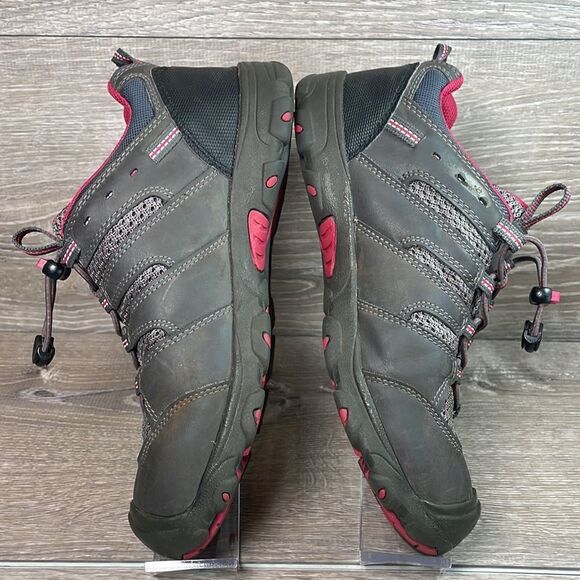 Keen Koven Low Top Youth Size 5 Gray Red Waterproof Hiking Boots - Picture 9 of 11